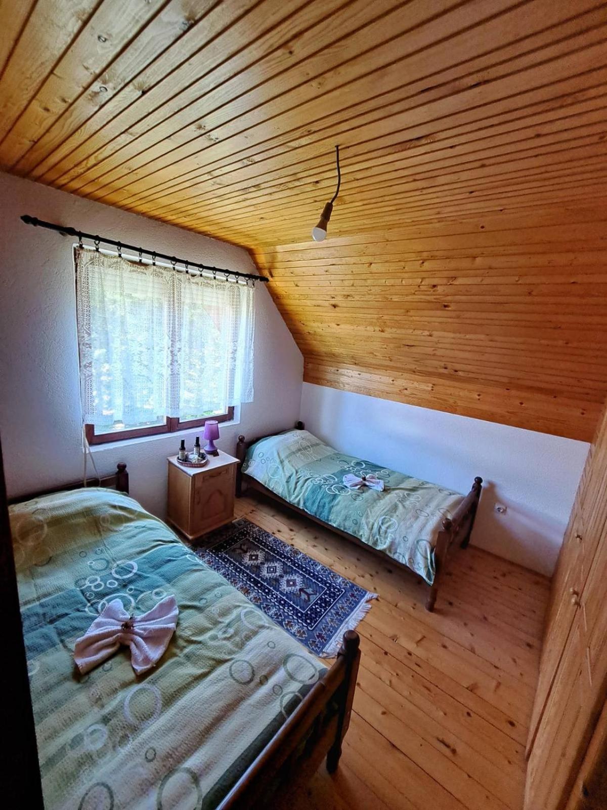 Eco Village Podgora Household Kaljevic 자블야크 외부 사진