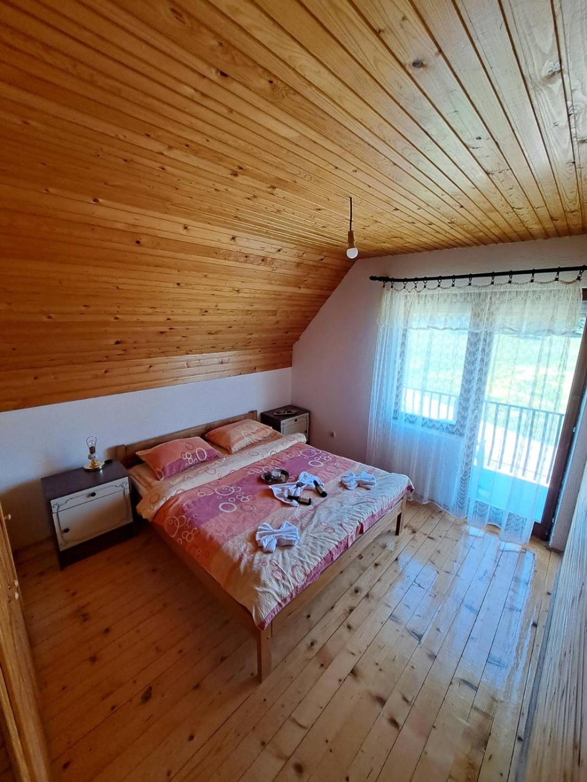Eco Village Podgora Household Kaljevic 자블야크 외부 사진